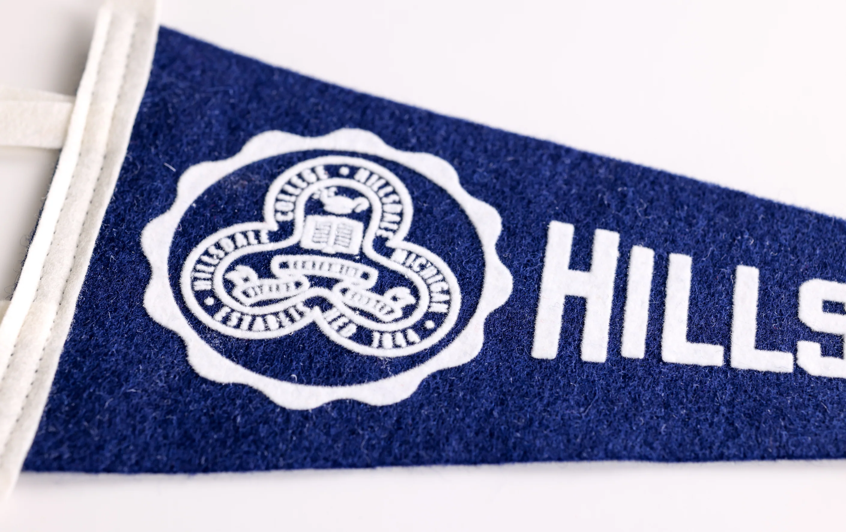 Small Seal Pennant - Image 3